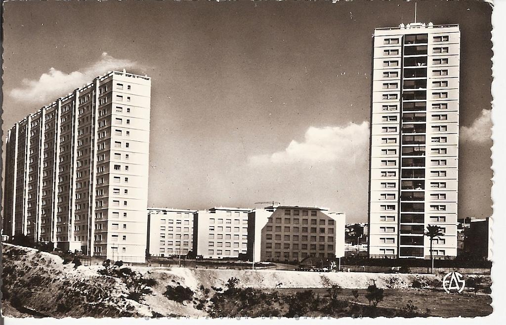 Oran - Cite Jean de La Fontaine.jpg